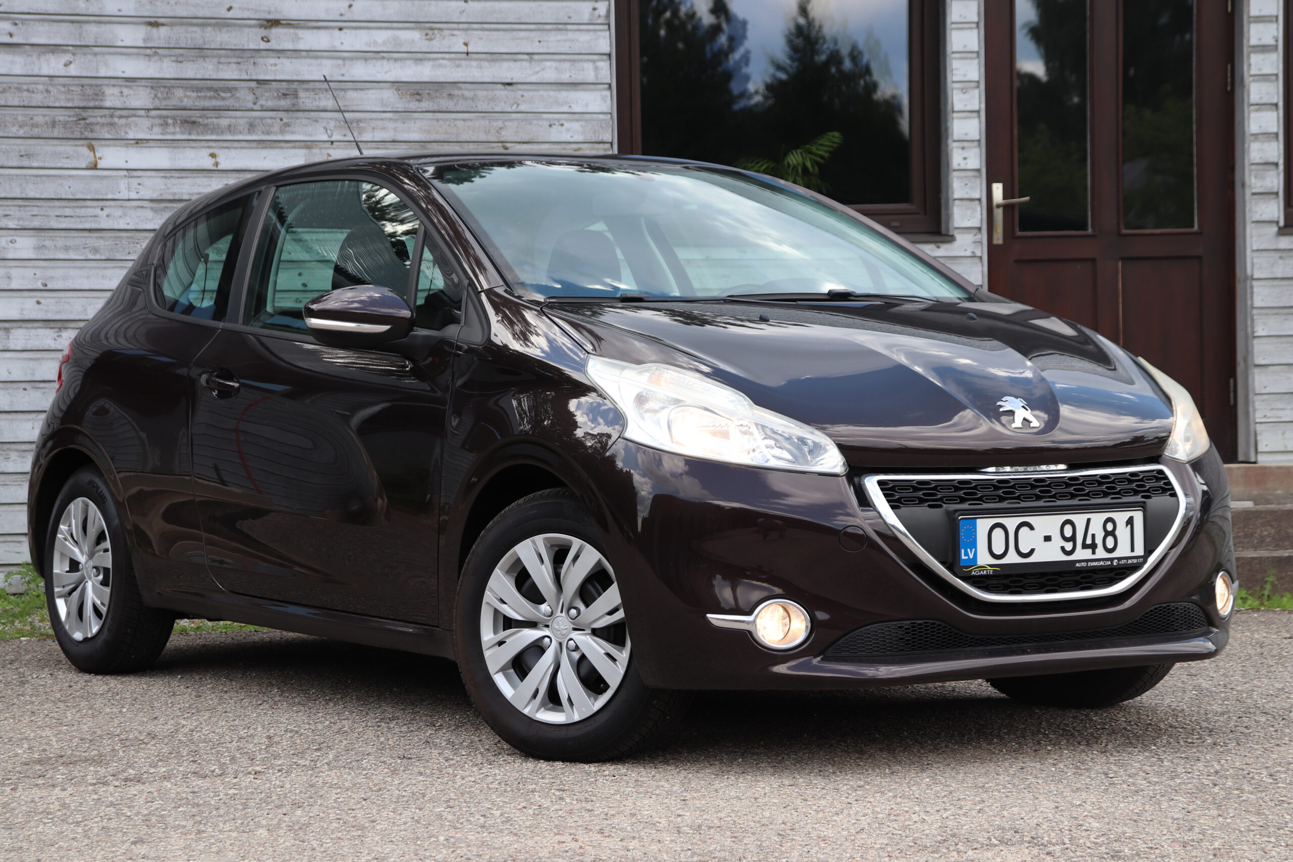 PEUGEOT 208 2013.G. - Image 2