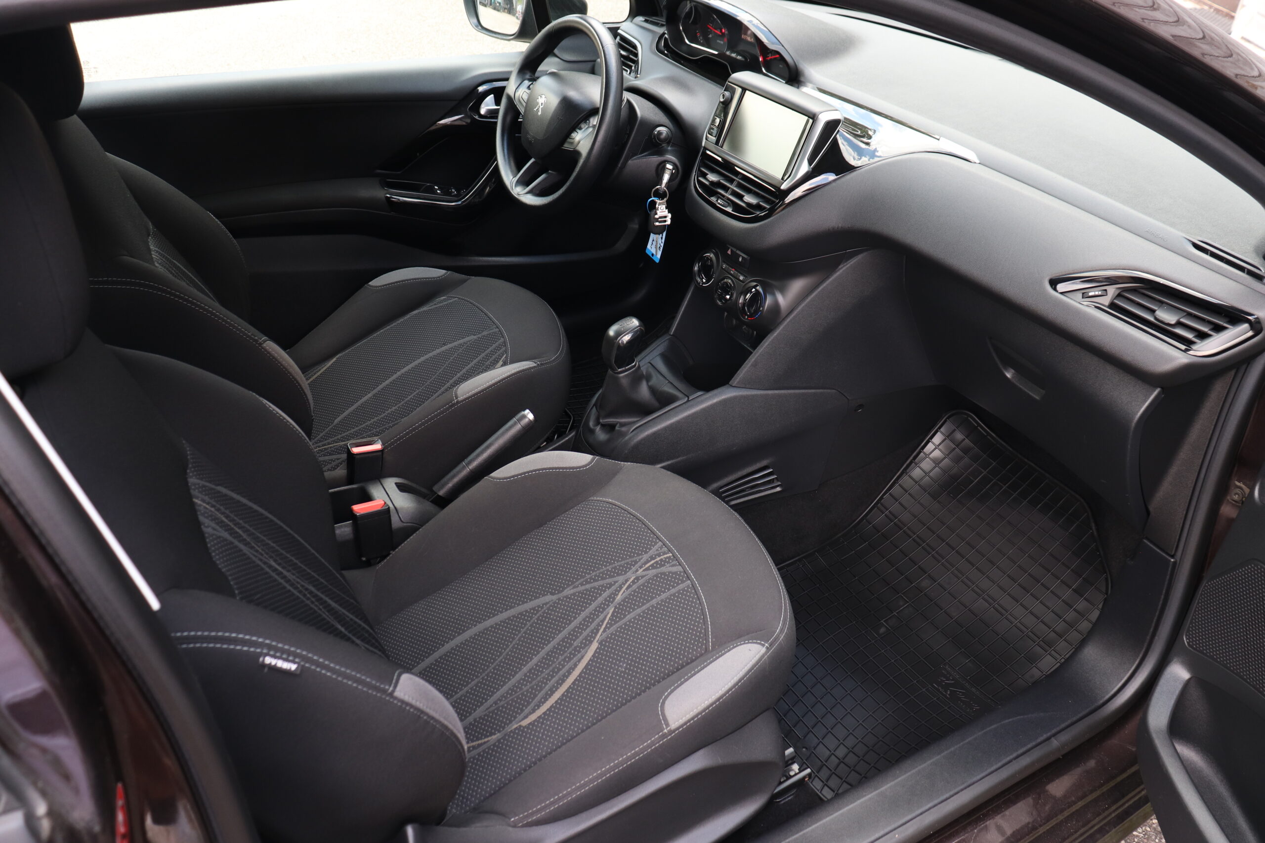 PEUGEOT 208 2013.G. - Image 5
