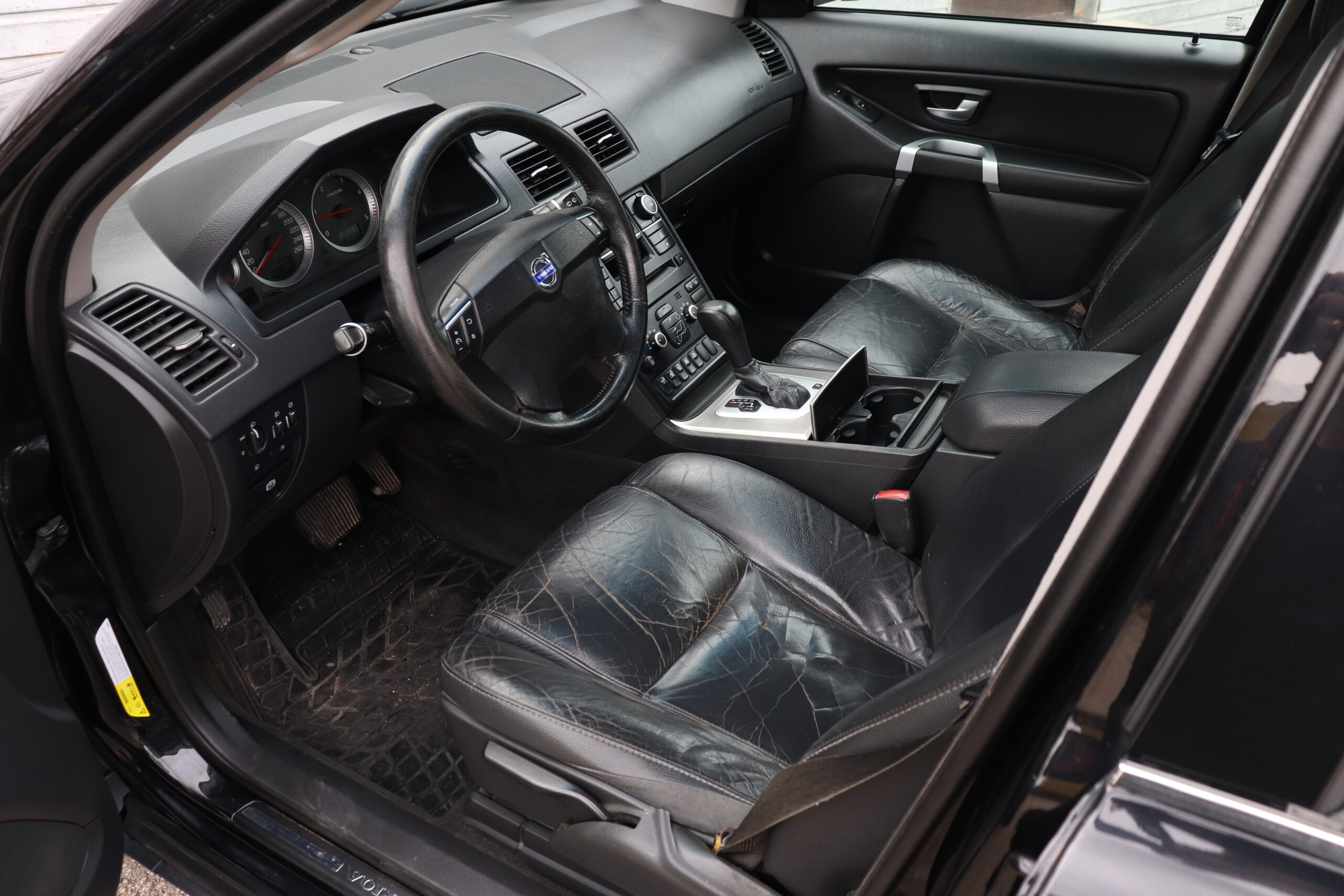 VOLVO XC90 2007.G. - Image 9