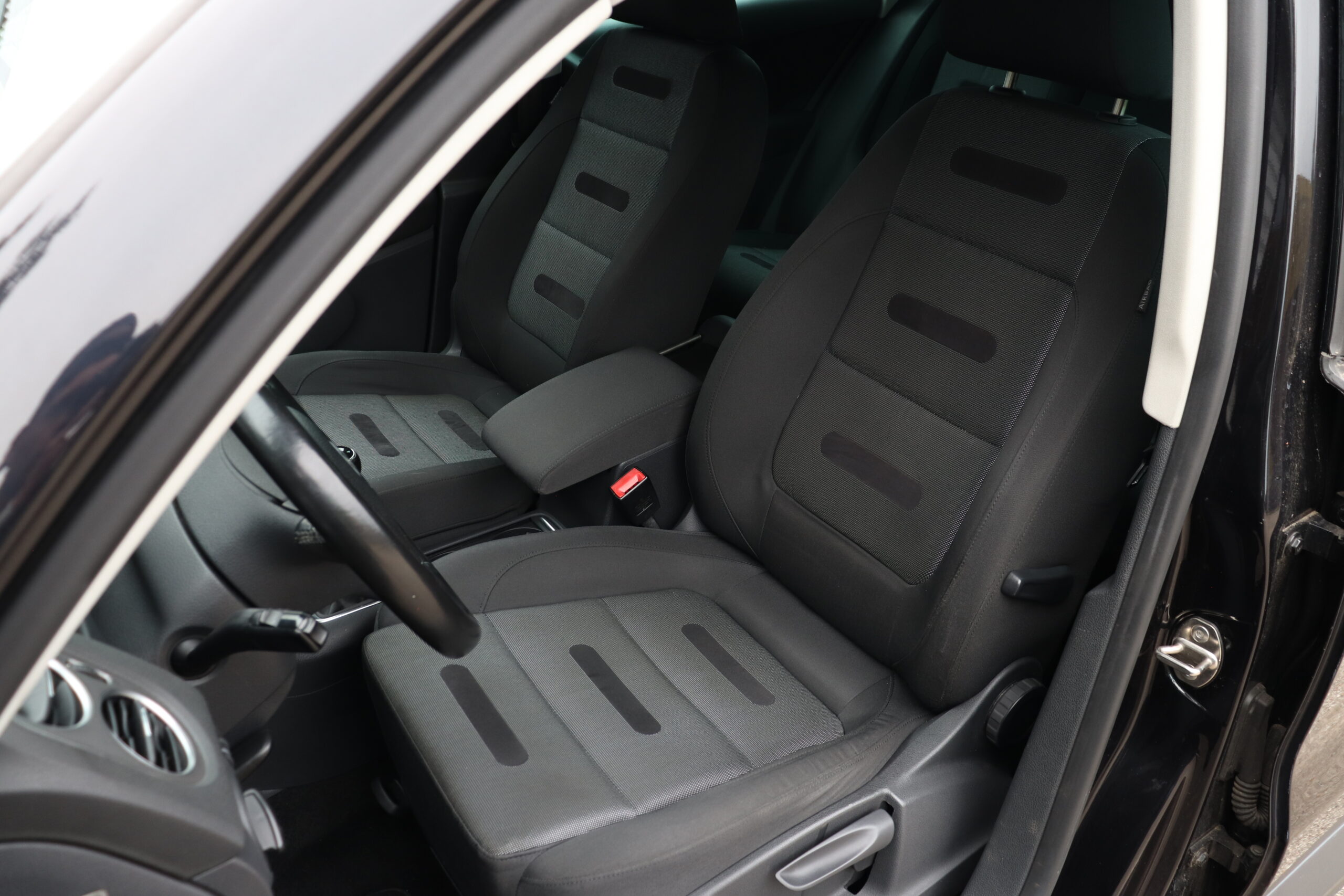 VW TIGUAN 2009.G. - Image 11